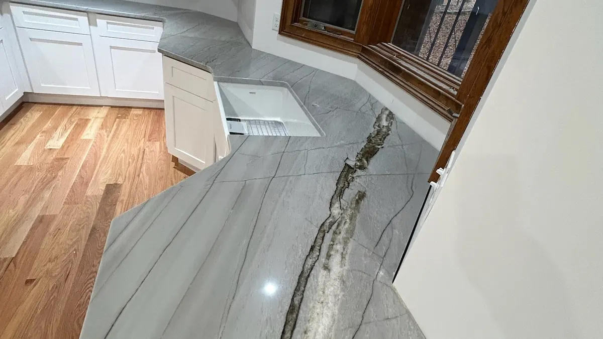 Close-up of quartzite veining on a kitchen counter