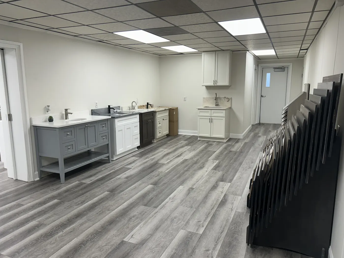 Cornerstone showroom and slab yard, photo 13