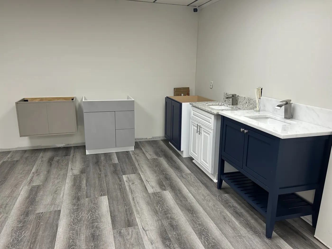 Cornerstone showroom and slab yard, photo 14