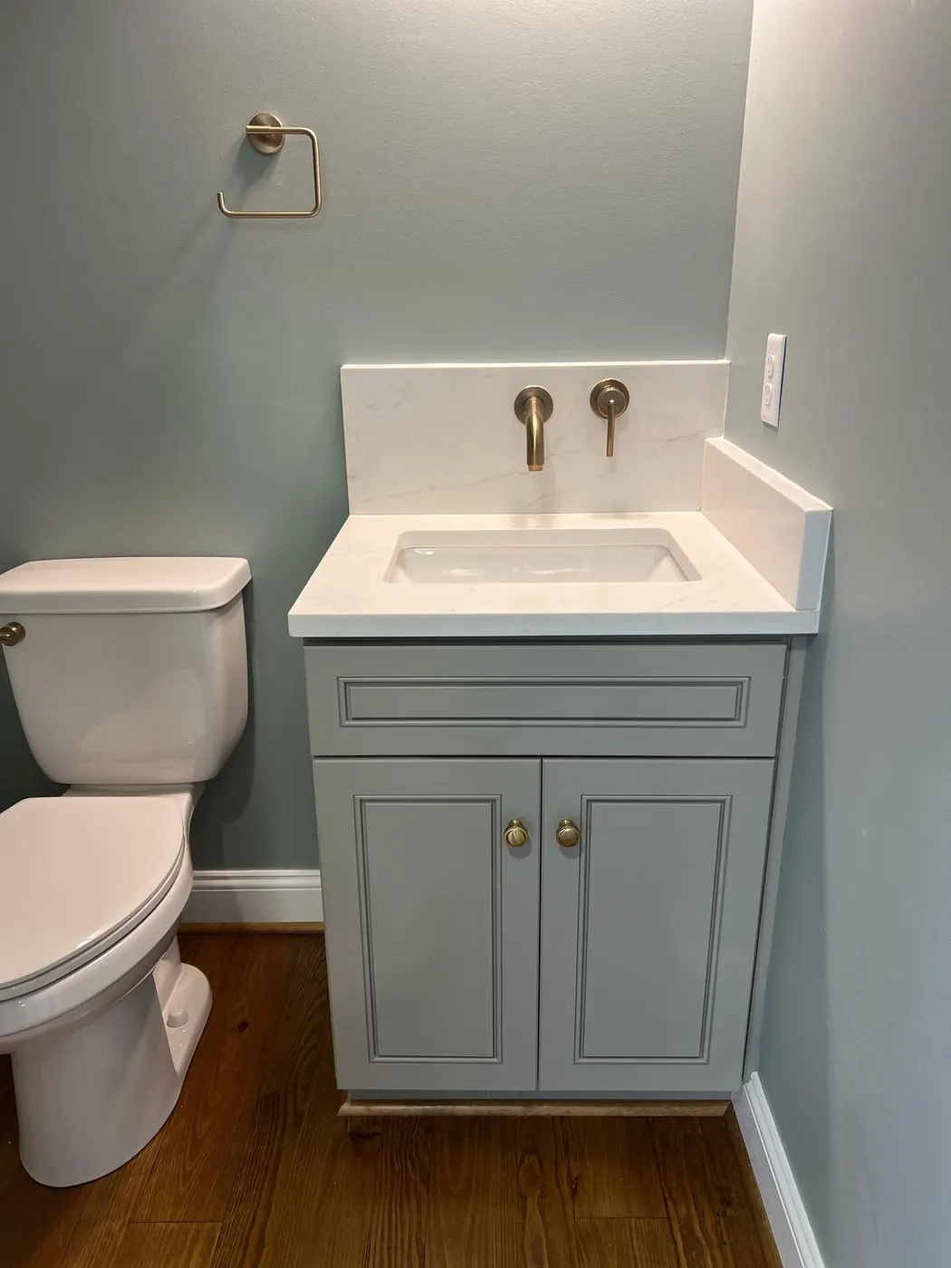 Bathroom vanity project, photo 21
