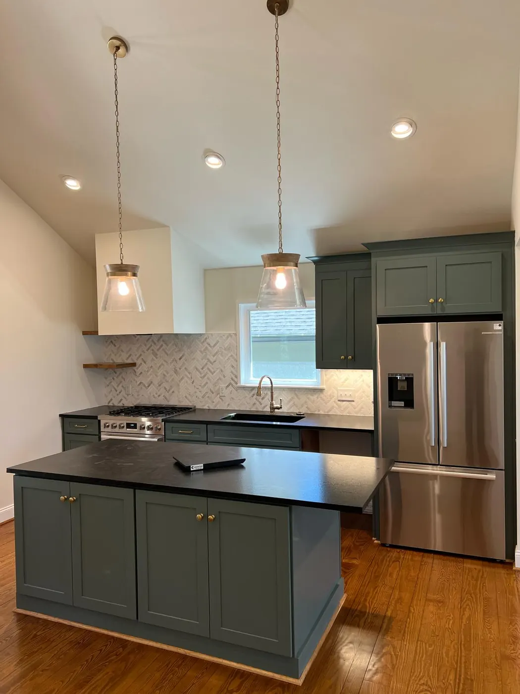 Kitchen countertop project, photo 143