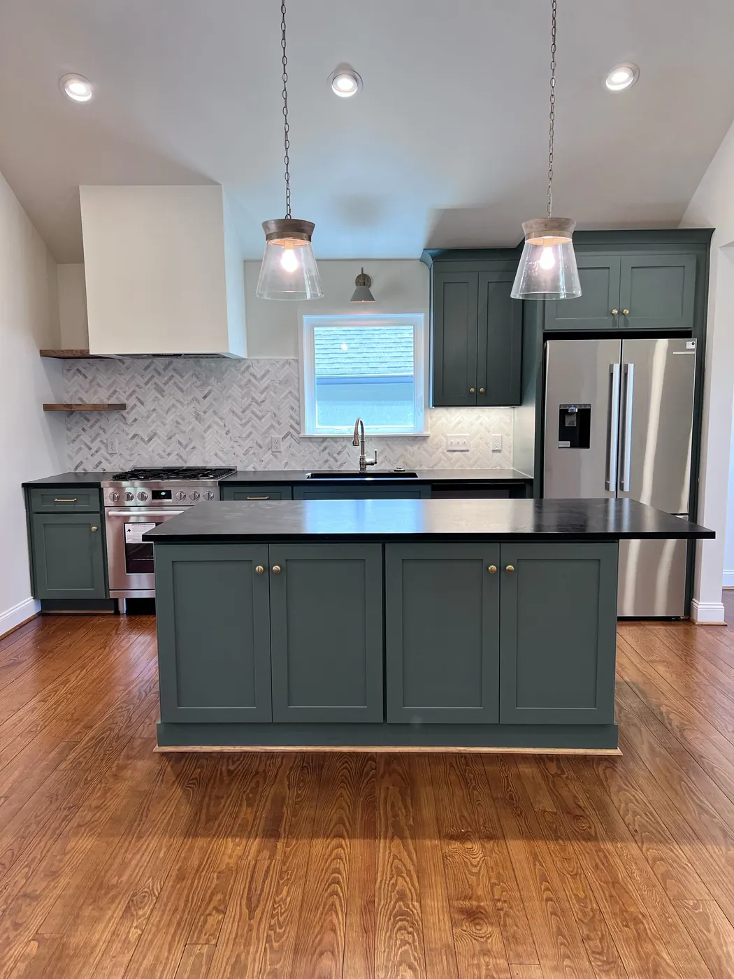 Kitchen countertop project, photo 152