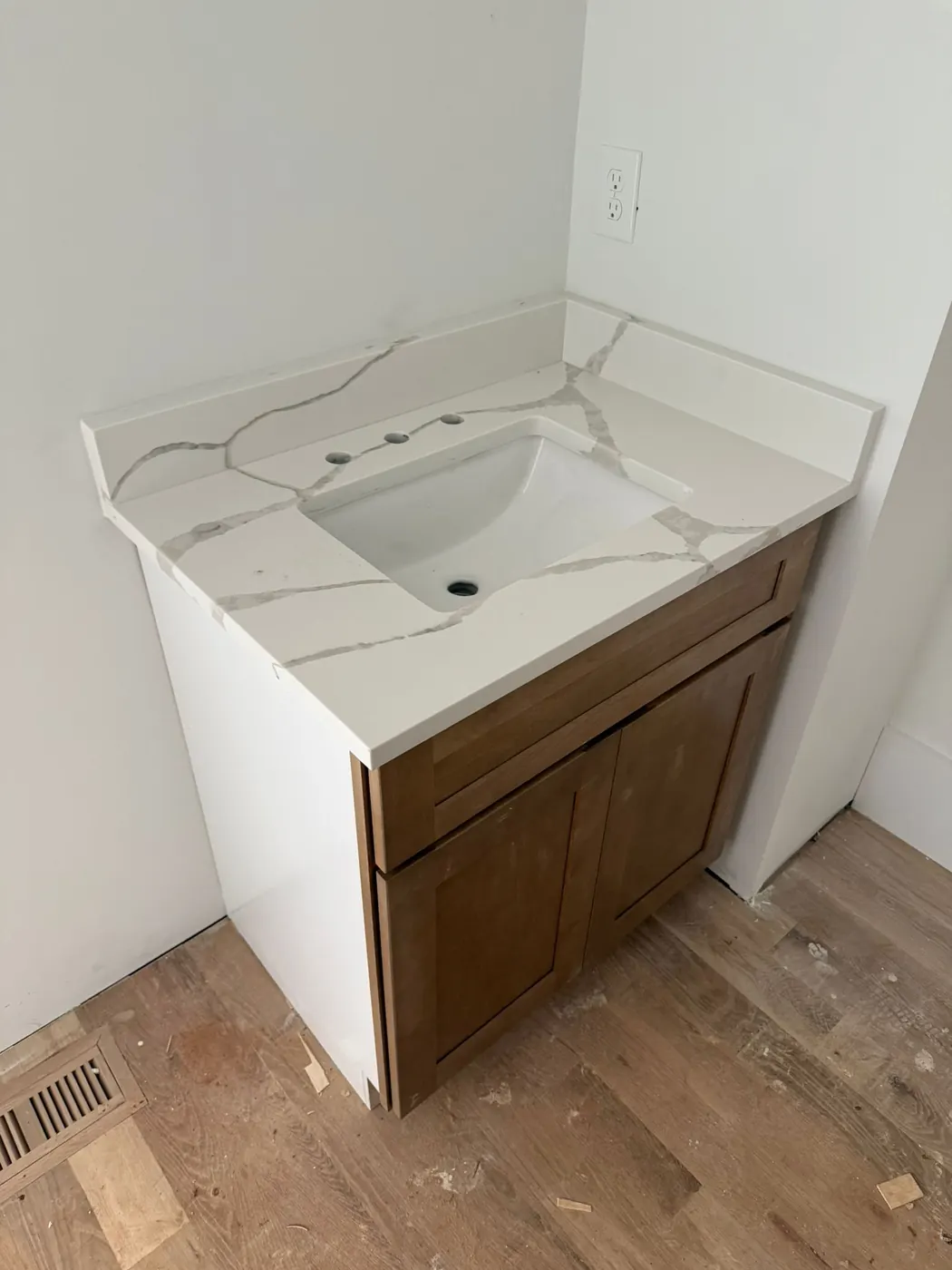 Bathroom vanity project, photo 40