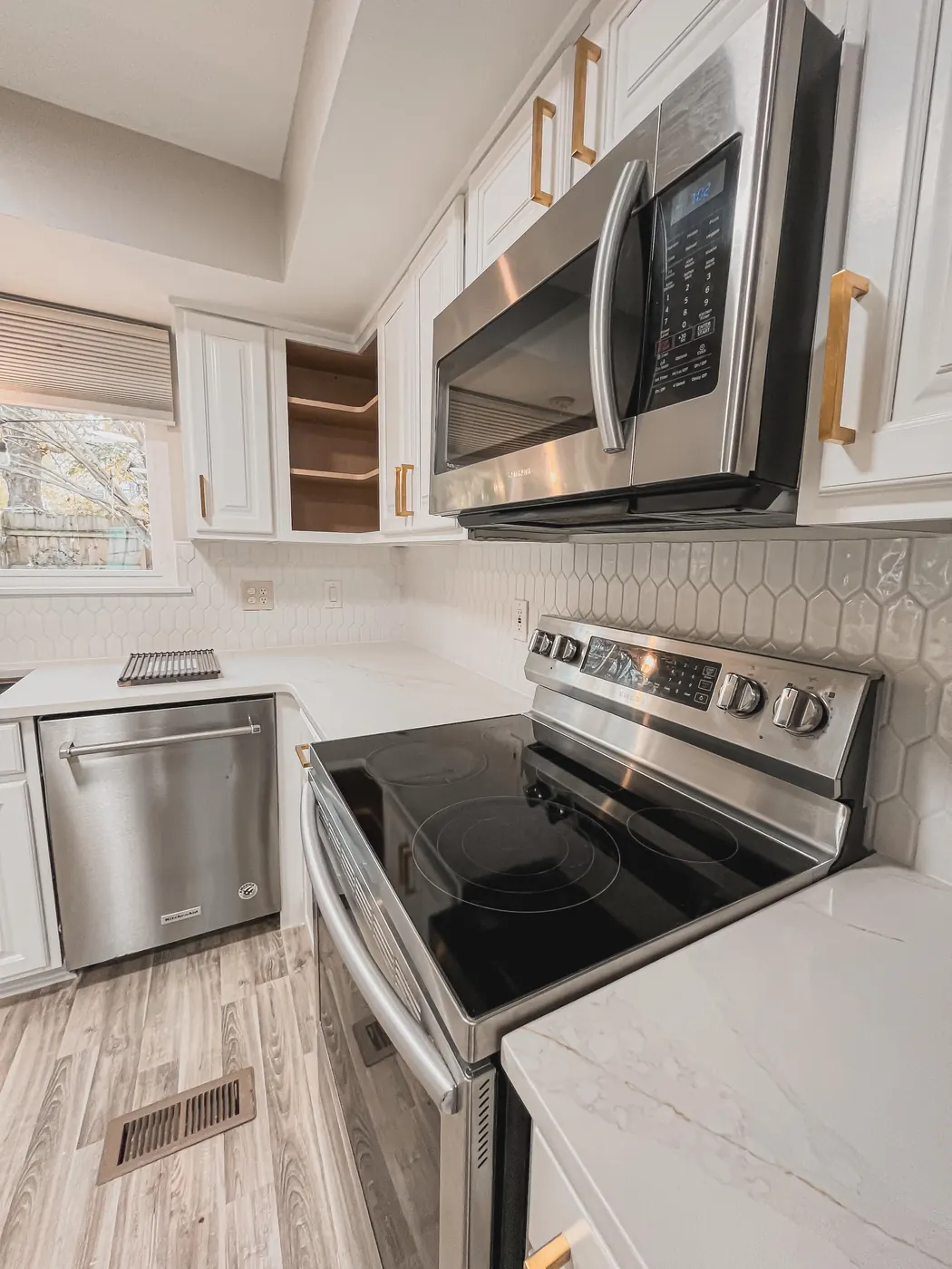 Kitchen countertop project, photo 197